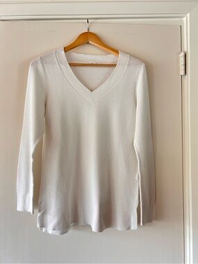 White V-Neck Sweater GapWaffle Look Tunic Length